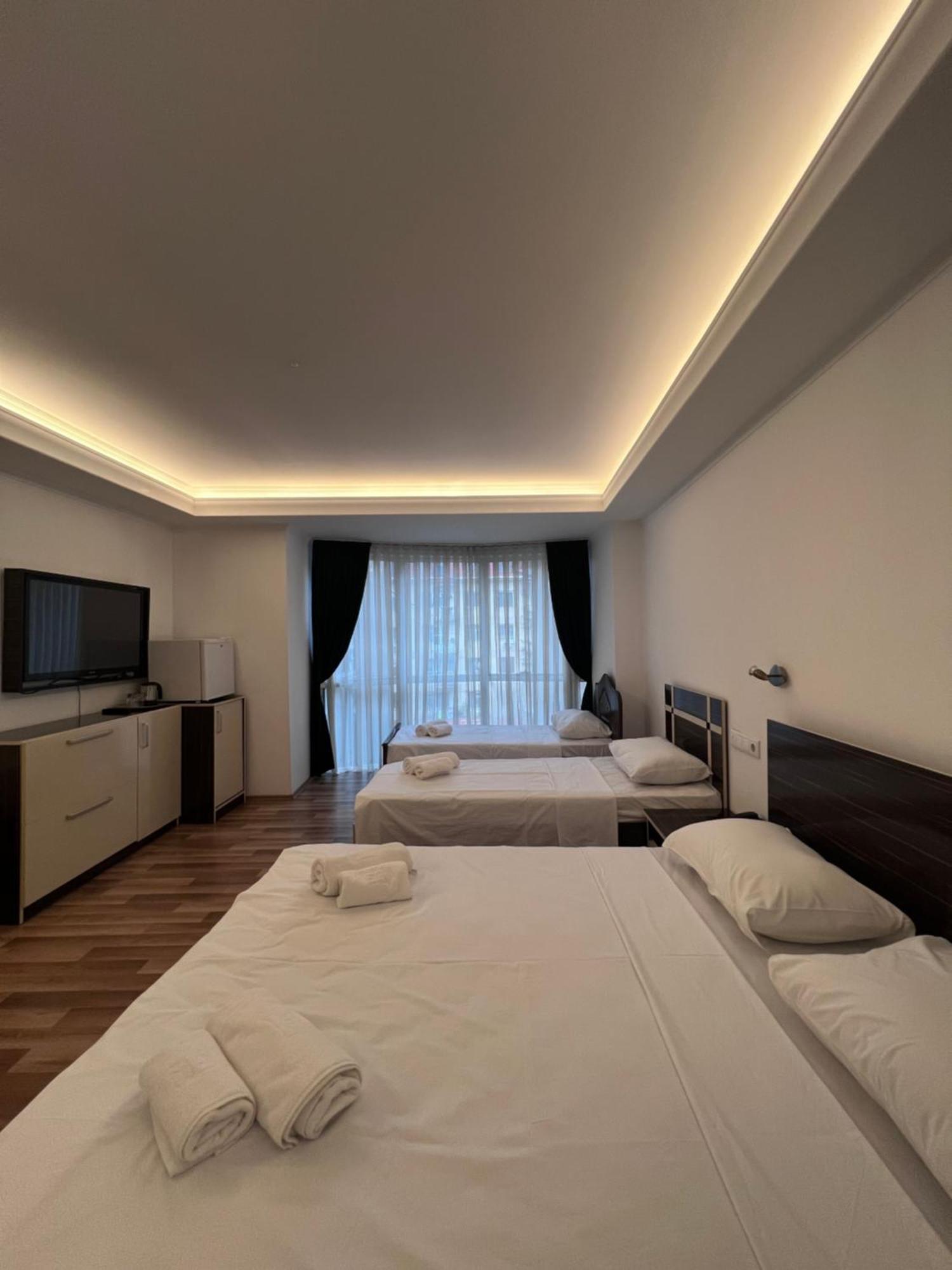 Hotel Argo Batumi Exterior foto